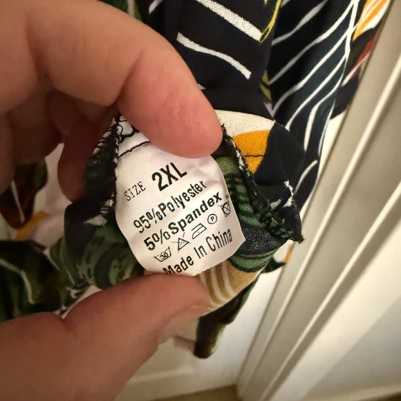 NEW Green Boho Style Print Balloon Sleeve Blouse - Picture 6 of 7